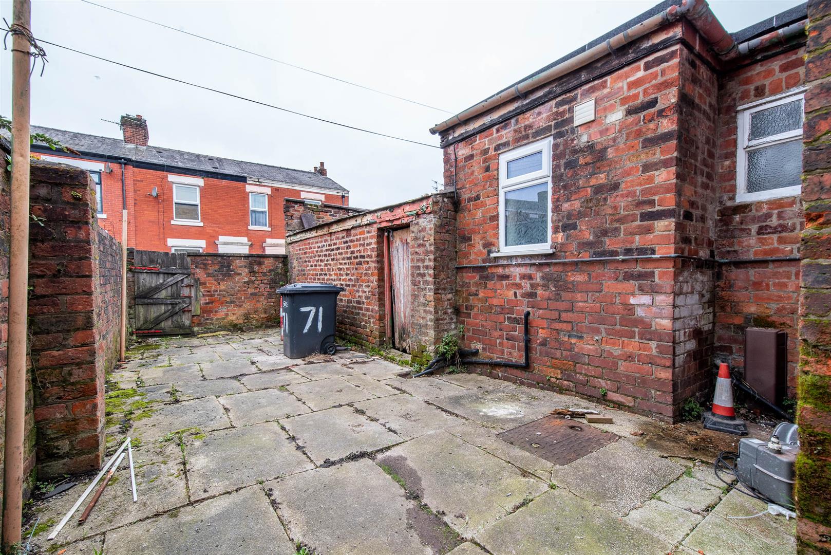 Brackenbury Road, Preston